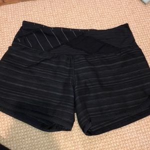 Lulu Lemon striped shorts size 2, 4”